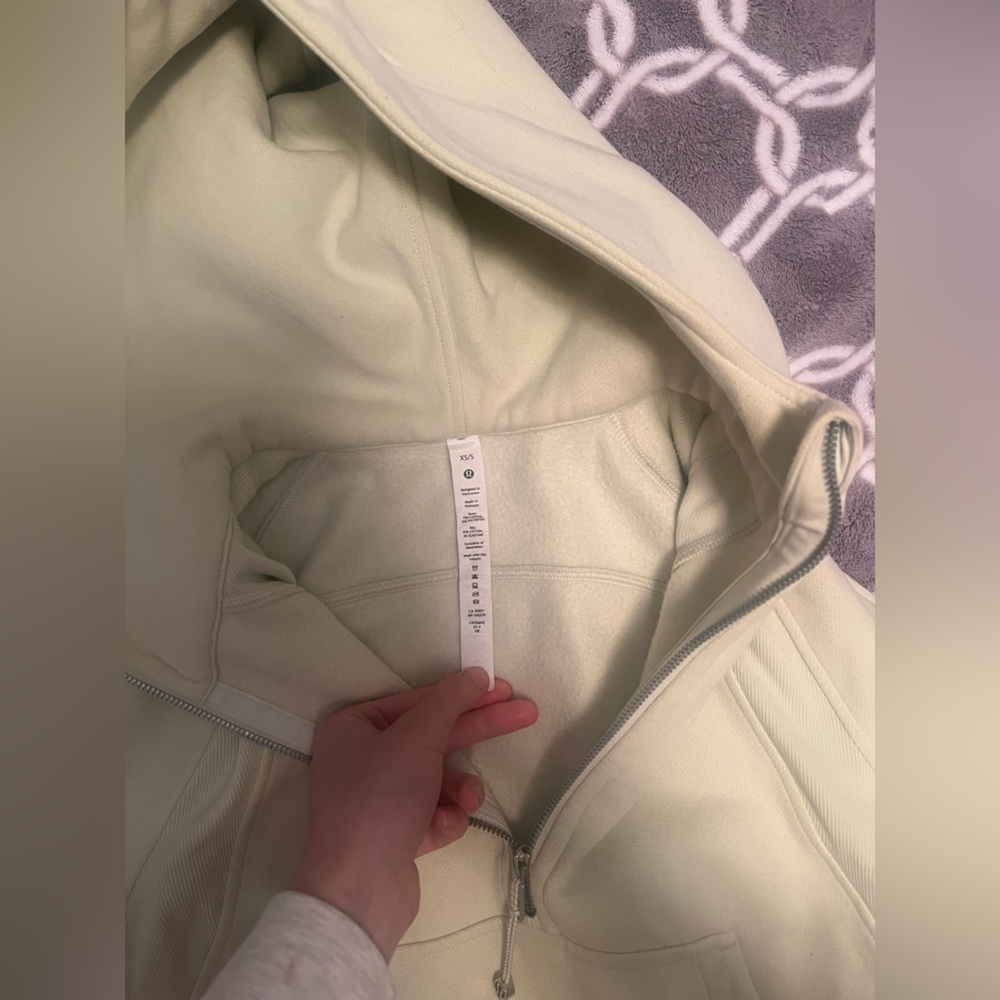 Lululemon Scuba Oversized Half-Zip Hoodie
Dewy XS/S - Picture 12 of 15